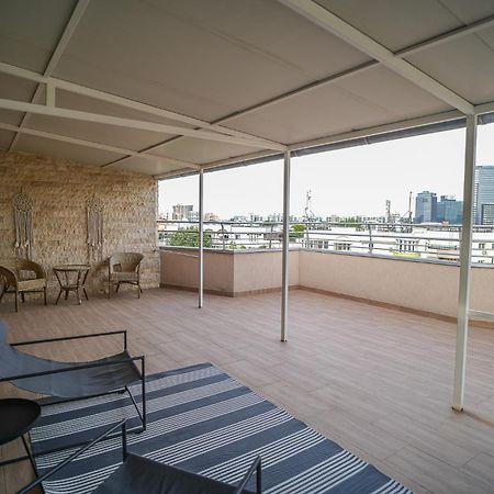 Penthouse With Huge Rooftop Terrace & City View Bukarest Exterior foto