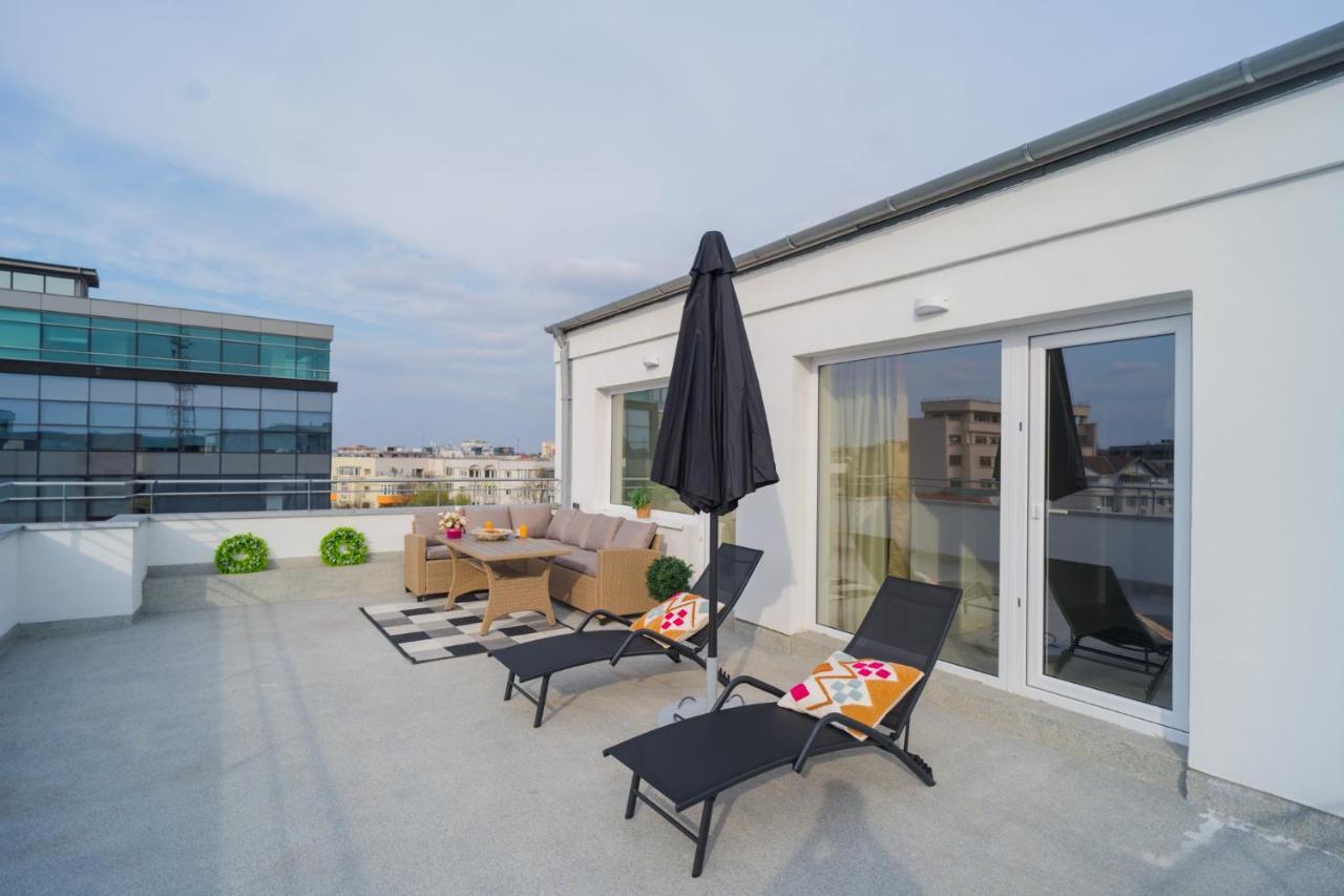 Penthouse With Huge Rooftop Terrace & City View Bukarest Exterior foto